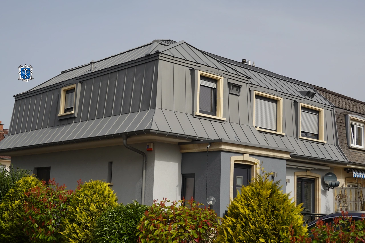 Metalldaach a Gauben — Toitures GOERENS